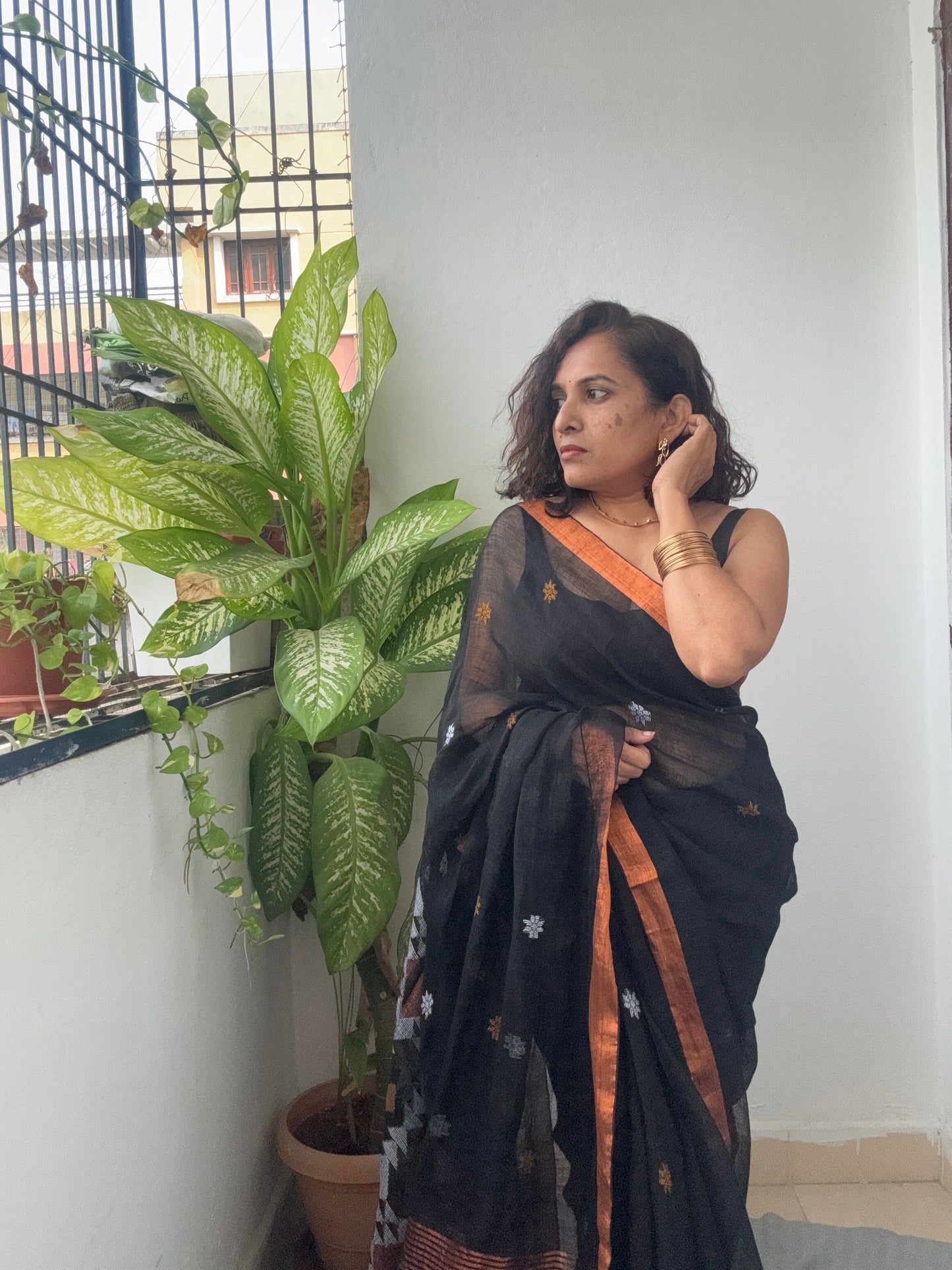Handloom Khadi Linen Jamdani Saree