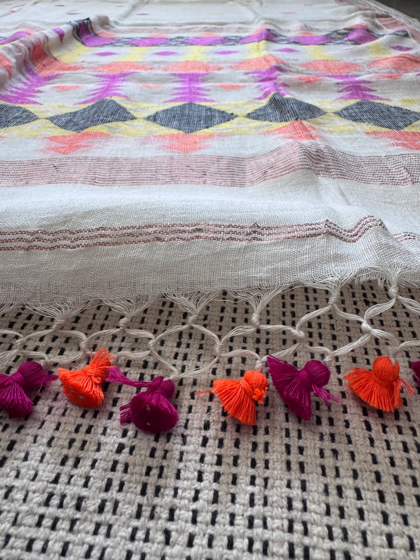 Handwoven Linen Jamdani