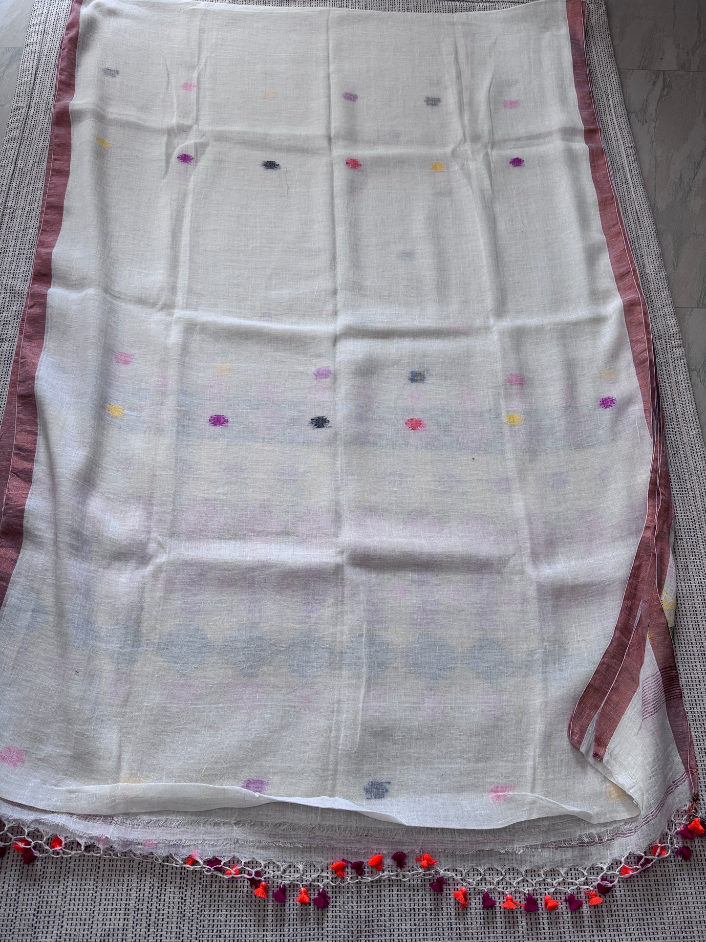 Handwoven Linen Jamdani